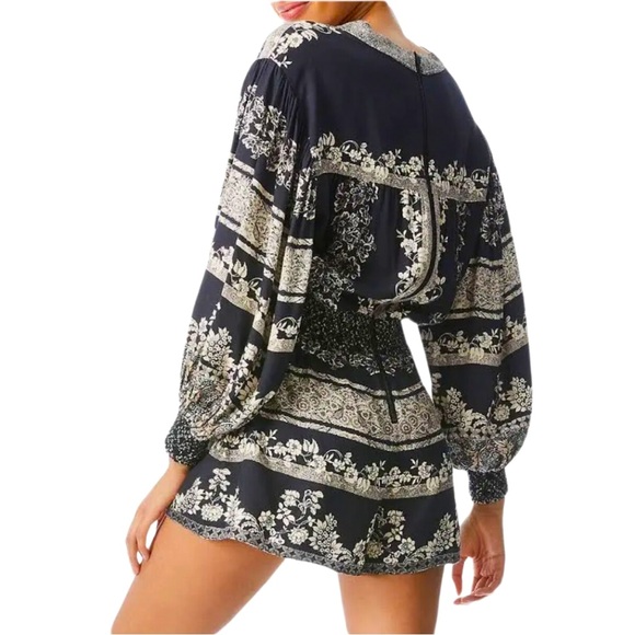 NWT Alice and Olivia Senna Smocked Romper 🌸👓💋 - Picture 4 of 6